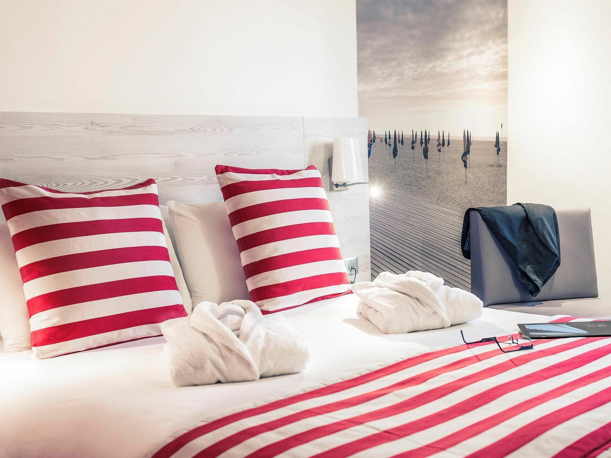 Mercure Trouville Sur Mer Екстер'єр фото